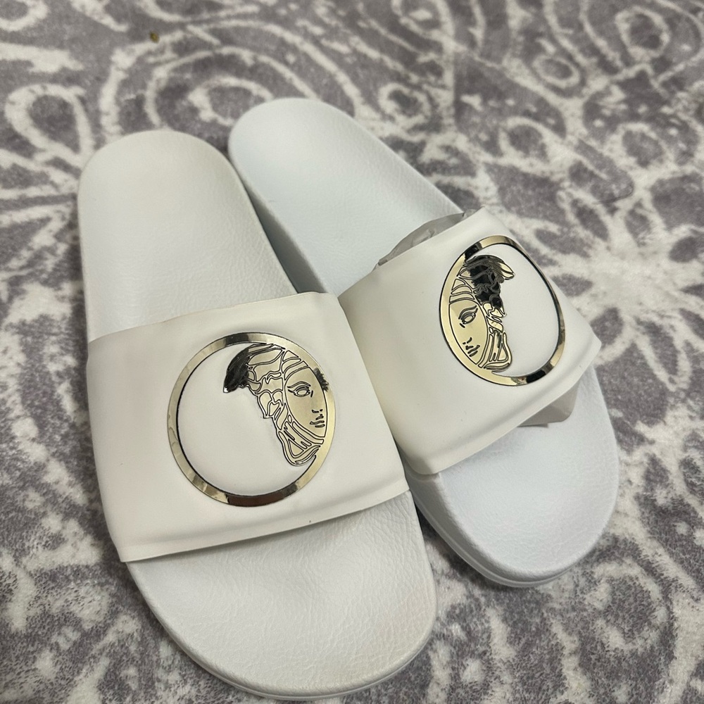 Versace Sandals - Picture 9 of 10